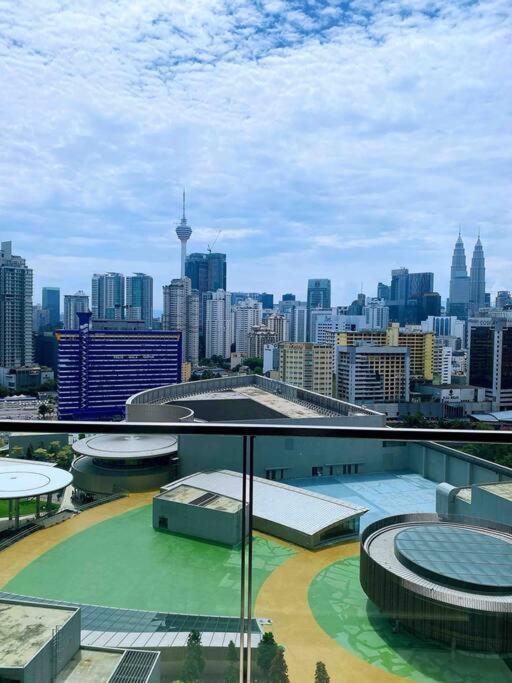 Apartamento Infinity Pool/ Lucentia Bbcc, Near Lalaport, Pnb118, Klcc Kuala Lumpur Exterior foto